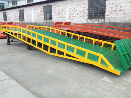 登車橋(qiao)操作使(shǐ)用過程(chéng)常見問(wen)題解決(jue)辦法